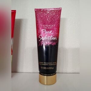 Victoria’s Secret Velvet Petals Shimmer Fragrance Lotion - New Never opened